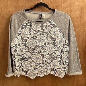 Divided crochet front cropped sweatshirt size small